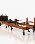 Kuipers Pilates Reformer in Dunkle Eiche – Ansicht 1