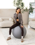 Kuipers Ergonomischer Sitz- und Gymnastikball in Grau – Ansicht 3